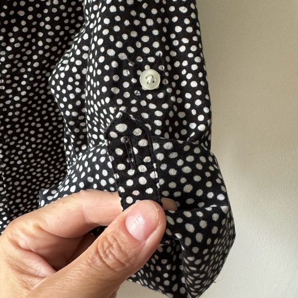 CROFT&BARROW ladies’ M button-up blouse, all cotton - spotty & dotty FUN! - Picture 4 of 8